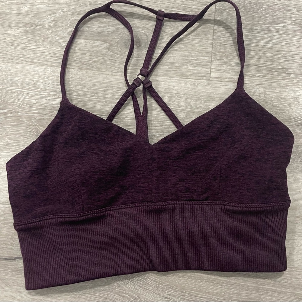 Alo yoga bra. Size small.